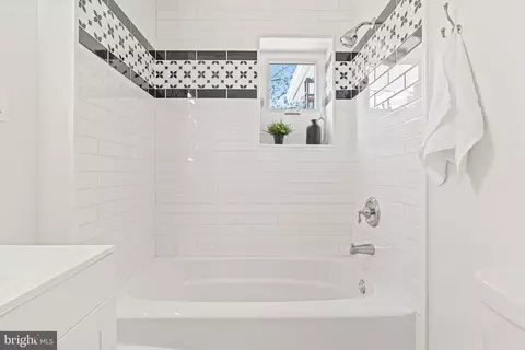Bath - 514 W Evesham Rd, Glendora, NJ 08029 photo 2 of 2