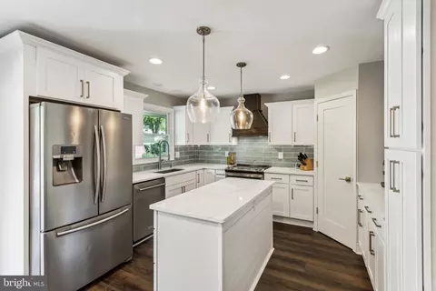 109 Forest Rd, Cherry Hill, NJ 08034 photo 9