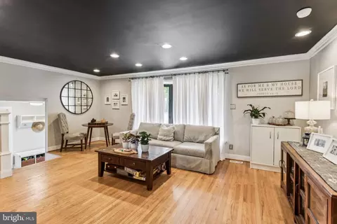 109 Forest Rd, Cherry Hill, NJ 08034 photo 4