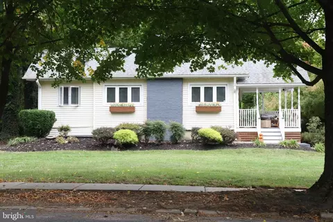 201 Plymouth Pl, Merchantville, NJ 08109