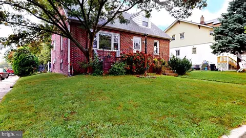 249 Parker Ave, Oaklyn, NJ 08107