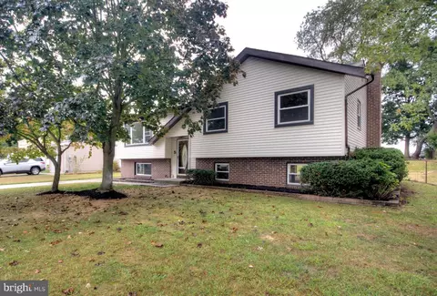 5 Willow Cedar Way, Blackwood, NJ 08012
