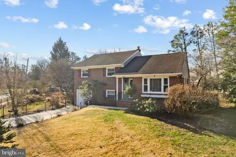 Exterior - 400 Graisbury Ave, Haddonfield, NJ 08033 photo 1 of 6