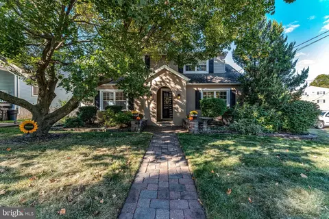 519 Cedar Ave, Collingswood, NJ 08108