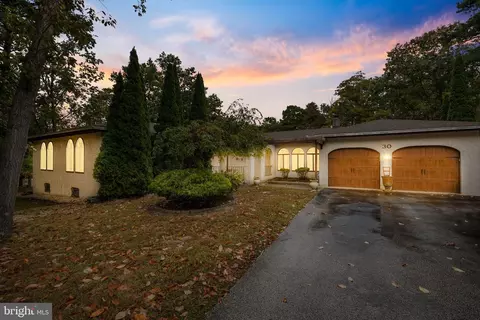 30 Woodstone Dr, Voorhees, NJ 08043