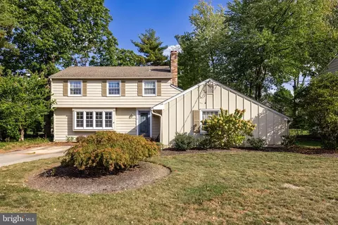 113 Kitty Hawk Rd, Cherry Hill, NJ 08034