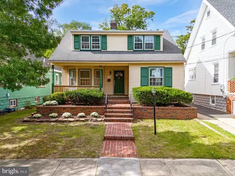 103 E Knight Ave, Collingswood, NJ 08108