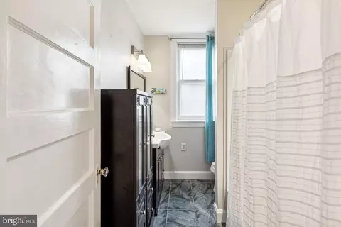 Bath - 314 Windsor Ave, Haddonfield, NJ 08033 photo 1 of 4