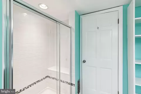 Bath - 314 Windsor Ave, Haddonfield, NJ 08033 photo 4 of 4