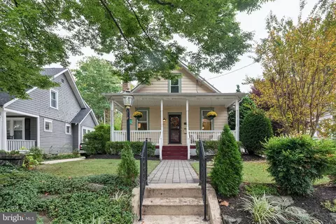 Exterior - 314 Windsor Ave, Haddonfield, NJ 08033 photo 2 of 11