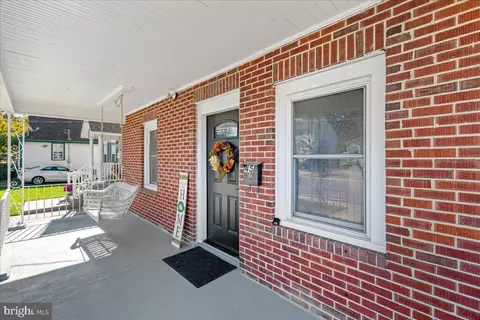 45 Knight Ave, Runnemede, NJ 08078