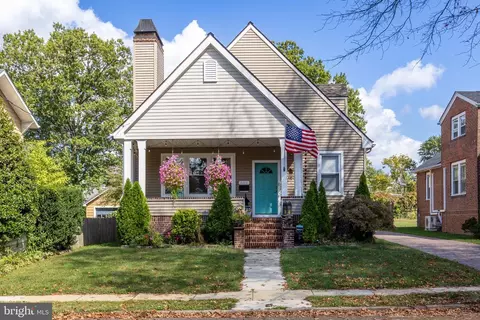 809 Amherst Rd, Audubon, NJ 08106