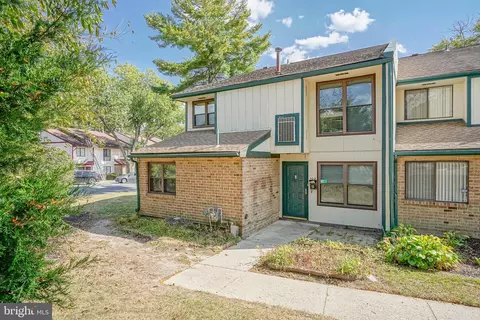 102 Timber Crk, Lindenwold, NJ 08021