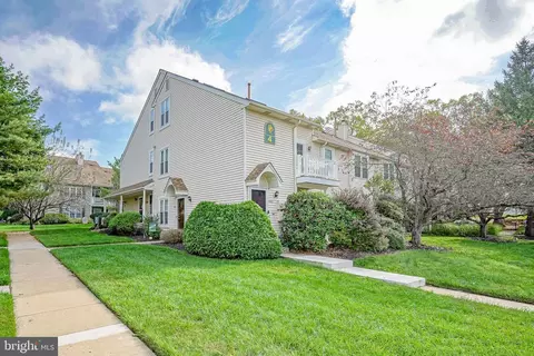401 Wimbledon Way, Blackwood, NJ 08012