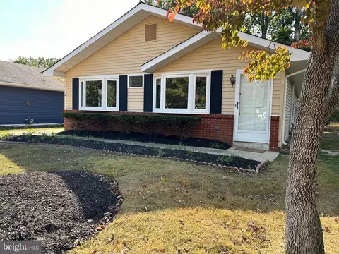 119 Oak Ave, Hammonton, NJ 08037