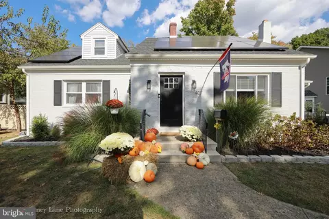 407 9th Ave, Haddon Heights, NJ 08035