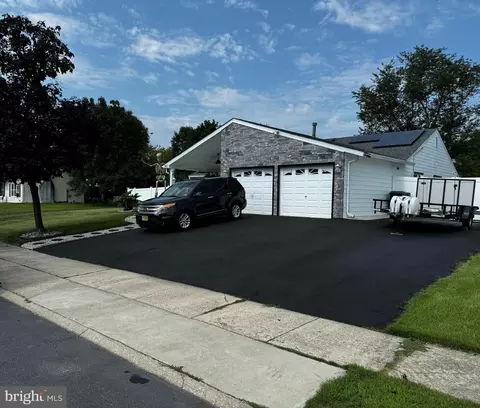 541 Four Mile Branch Rd, Sicklerville, NJ 08081