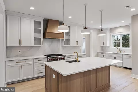 Kitchen - 301 Centre St, Haddonfield, NJ 08033 photo 2 of 4