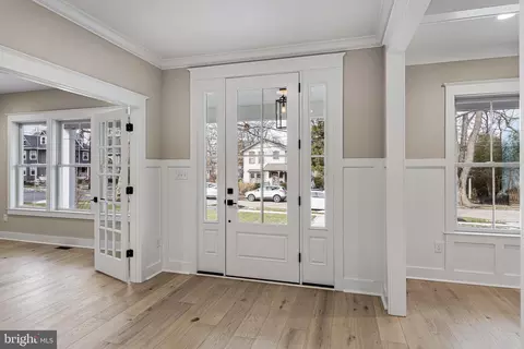 Entry Way - 301 Centre St, Haddonfield, NJ 08033 photo 1 of 21