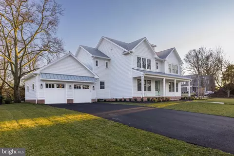 Exterior - 301 Centre St, Haddonfield, NJ 08033 photo 3 of 8