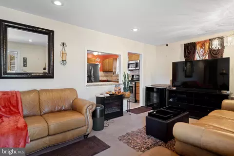 728 Bentley Rd, Lindenwold, NJ 08021 photo 8