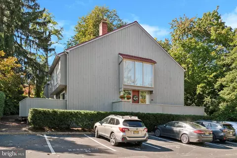 137 The Mews, Haddonfield, NJ 08033