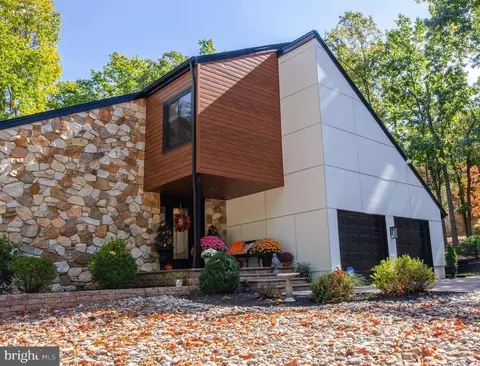 118 Whitehall Dr, Voorhees, NJ 08043