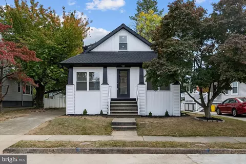 332 Chestnut St, Audubon, NJ 08106