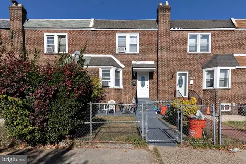 328 Pfeiffer St, Camden, NJ 08105