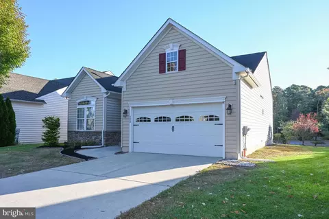 122 Hearthstone Dr, Berlin, NJ 08009