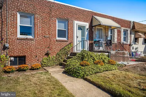 875 W Browning Rd, Bellmawr, NJ 08031