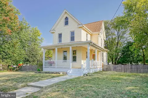 308 New Jersey Ave, Mount Ephraim, NJ 08059