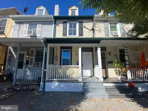 21 N Burlington St, Gloucester City, NJ 08030