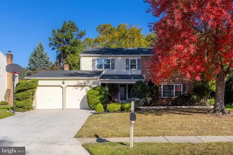 20 Lakeview Dr, Cherry Hill, NJ 08003