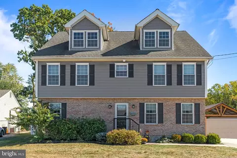 2302 Hartford Dr, Glendora, NJ 08029