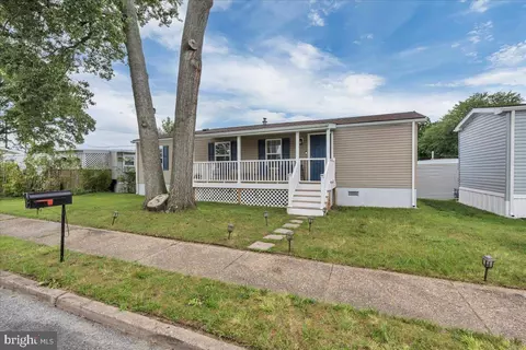 1205 Farrell Ave #3, Cherry Hill, NJ 08002