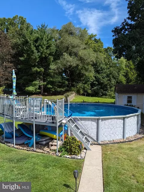26 Spring Hill Dr, Clementon, NJ 08021 photo 9