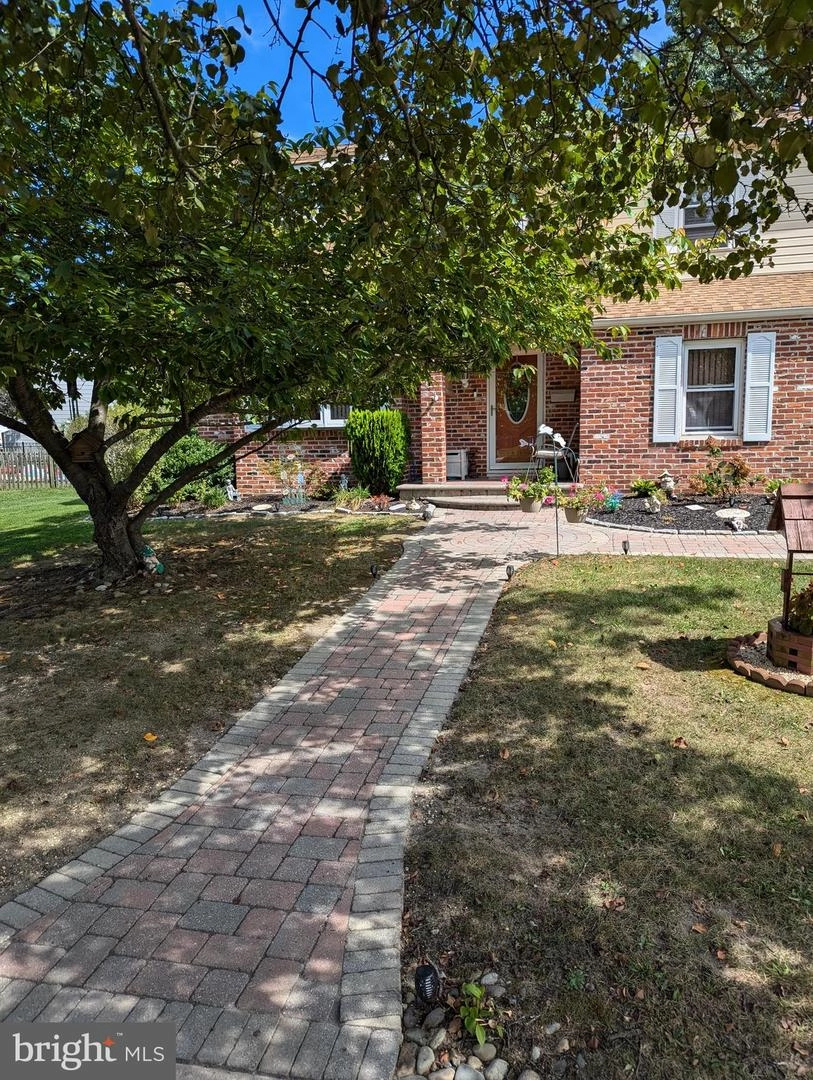 26 Spring Hill Dr, Clementon, NJ 08021 photo 3