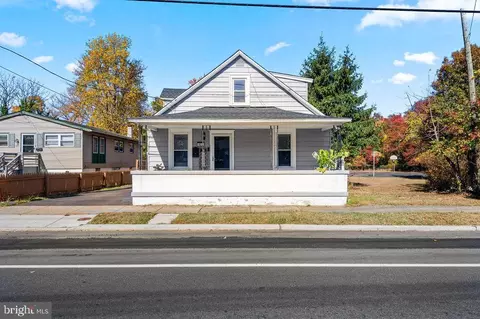 623 Evesham Ave, Magnolia, NJ 08049
