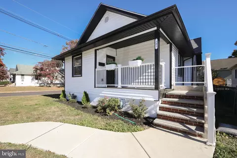 301 Cedarcroft Ave, Audubon, NJ 08106