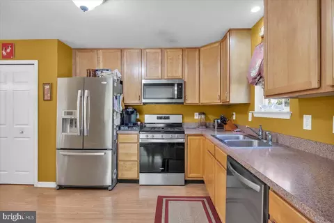 Kitchen - 81 Wright Ave, Pine Hill, NJ 08021 photo 2 of 2