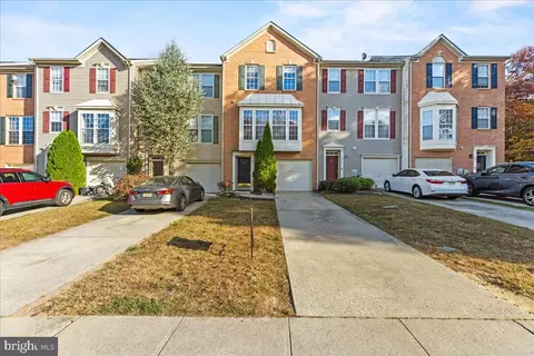 6 Saddle Ln, Sicklerville, NJ 08081