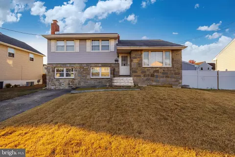 5609 Plymouth Ave, Pennsauken, NJ 08109