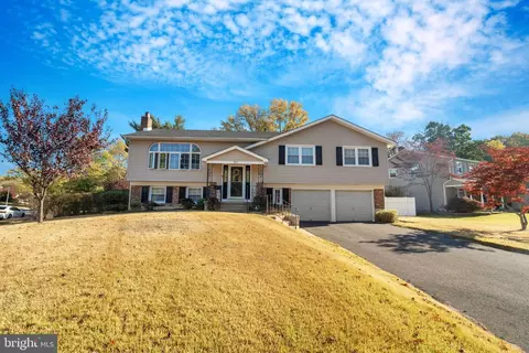 301 Orchard Ave, Somerdale, NJ 08083