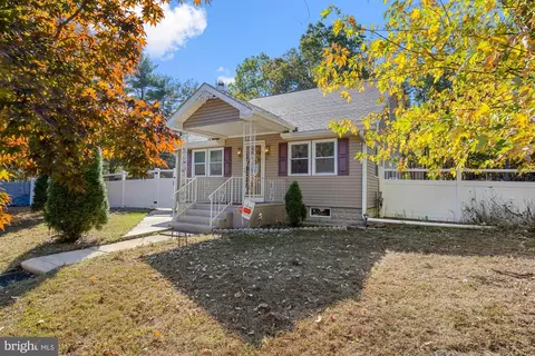 253 Jackson Rd, Berlin, NJ 08009