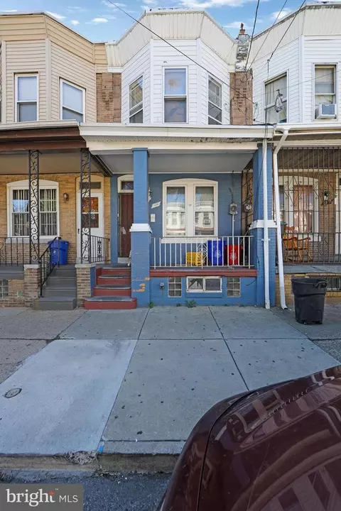 1274 Everett St, Camden, NJ 08104