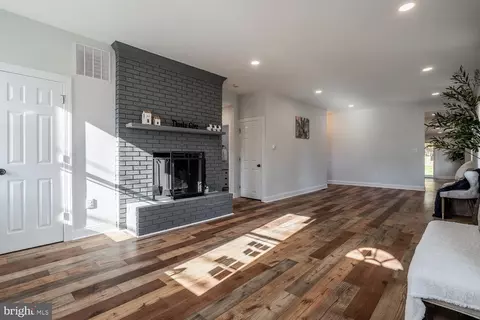 11 Berlin Rd, Cherry Hill, NJ 08034 photo 4