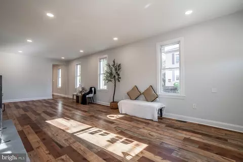 11 Berlin Rd, Cherry Hill, NJ 08034 photo 5