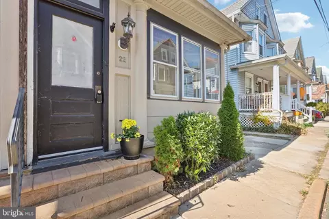 Exterior - 22 Lee Ave, Haddonfield, NJ 08033 photo 2 of 7