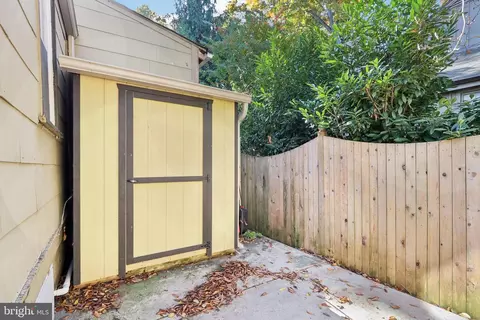 Exterior - 22 Lee Ave, Haddonfield, NJ 08033 photo 6 of 7